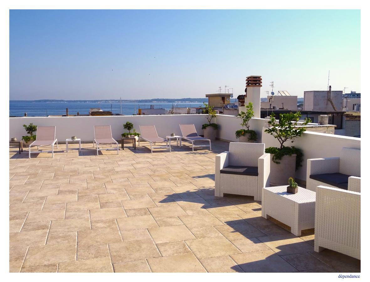 Faro Bianco Gallipoli - Suites & Apartments Bagian luar foto