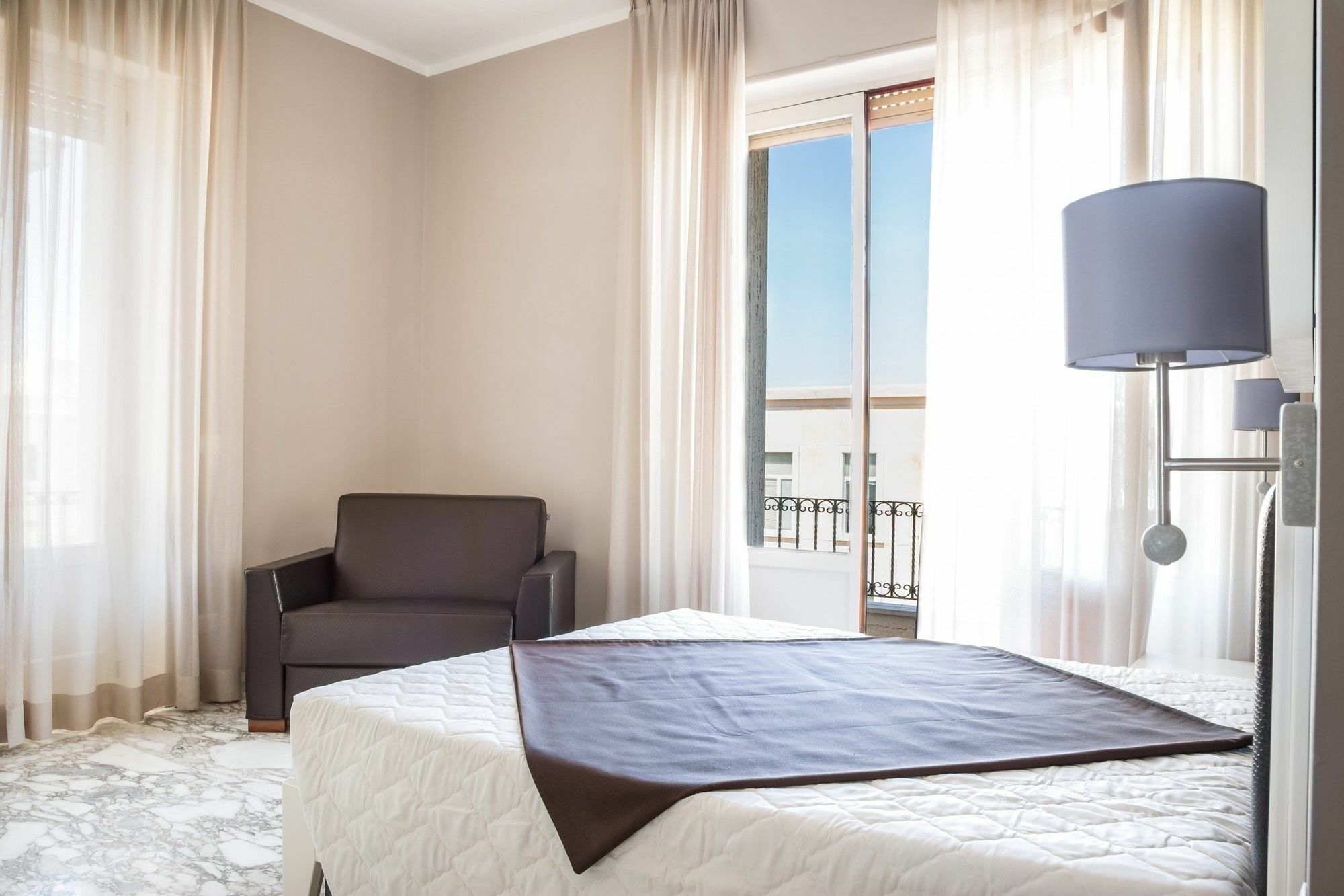 Faro Bianco Gallipoli - Suites & Apartments Bagian luar foto
